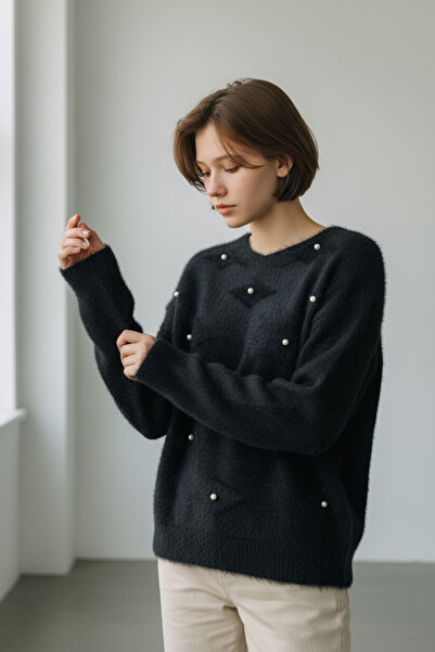 NEWCO Pulover din tricot O supradimensionat cu textura moale, decorat cu perle – decolteu rotund, croiala confortabilă