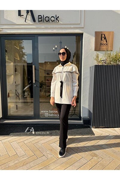 Venöve 26FWCEK0002 طقم نسائي مطرز بالخرز من كارا، لون إكرو