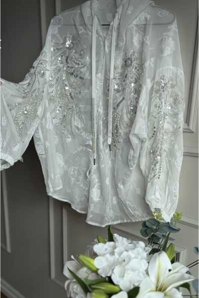 DENİZ İthal Tasarım Boncuk İşleme Detaylı Kapşonlu Gömlek