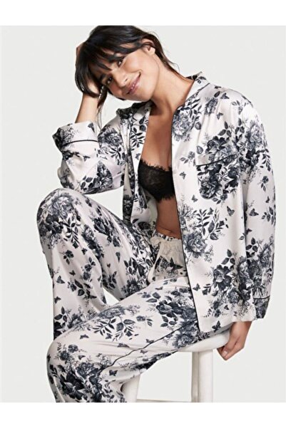 MODA Flower-patterned satin pajama set