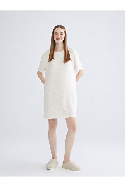 LC Waikiki طاقم الرقبة المطبوعة ثوب النوم المرأة