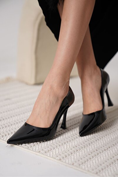 TRENDELLA Blade Black Patent Leather Women's Stiletto