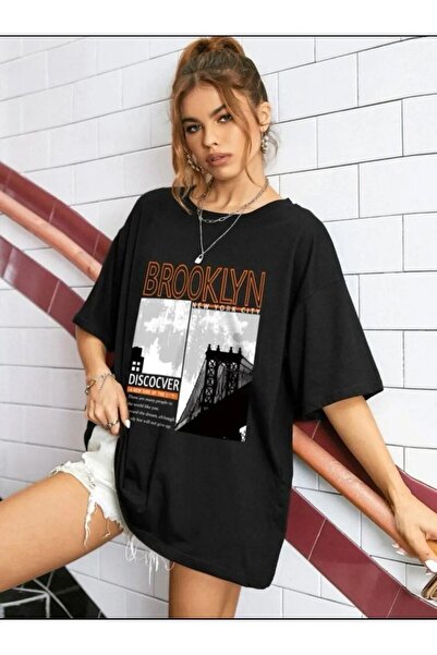 LAPS تي شيرت أسود مطبوع عليه Brooklyn Discover مقاس كبير للجنسين