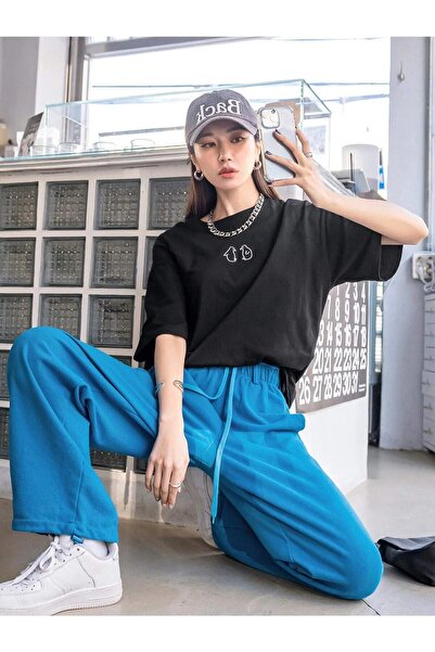 LAPS تي شيرت نسائي كبير الحجم مطبوع عليه بطريق