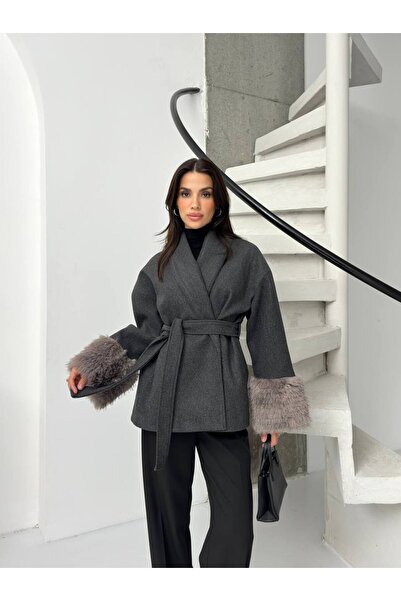 D'RECCY Women's Plush Sleeve Waist-Length Coat