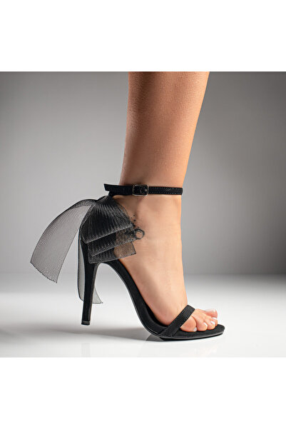 BMoD Women's black suede sandals with heel and bow MOD08970