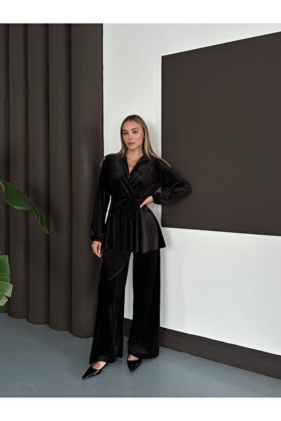 verabelle Velvet Fabric Shoulder Padded Stylish Double-Breasted Suit with Belt Detail