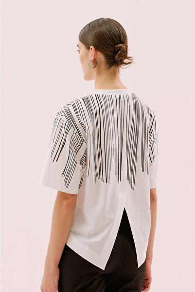 Roman Arkası Yırtmaçlı Baskılı Kısa Kol T-shirt Beyaz Y2523809_002