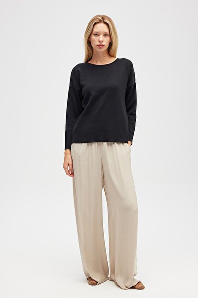 Peraluna Rio Plain Knit Women's Sweater - Black