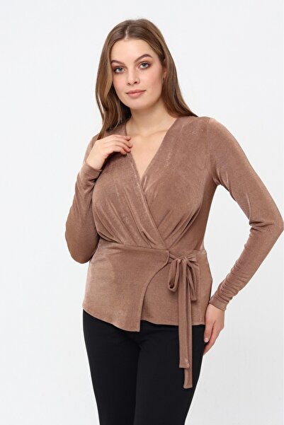 Javelin Collection بأزرار على الجهتين بلوزة بياقة صغيرة الحجم