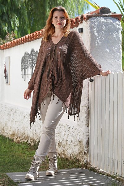 Chiccy Καφέ μπλούζα με λαιμόκοψη σε σχήμα V με μανίκια νυχτερίδας με κορδόνια λεπτή casual διάτρητη πλεκτή μπλούζα O oversized 80 100