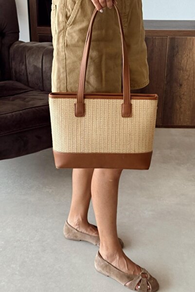 nope21shoess حقيبة جوسي تابا من القش