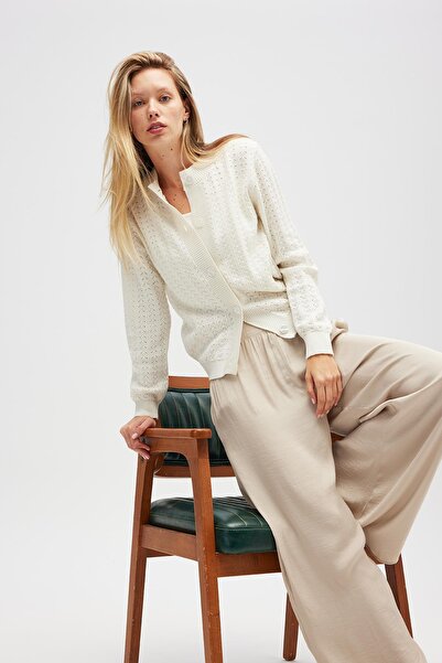 Peraluna Zoey Mini Embossed Knitted Cardigan - Ecru