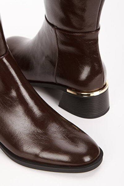 DYG STORE Wrinkled Patent Leather Trend Boots with Gold Buckle