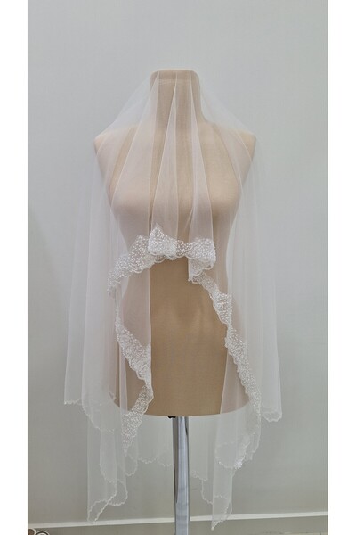 Pusula Marketim Her Detayda Işıltı: Özel Tasarım Kristal ve İnci İşlemeli Duvak, 165x150 cm