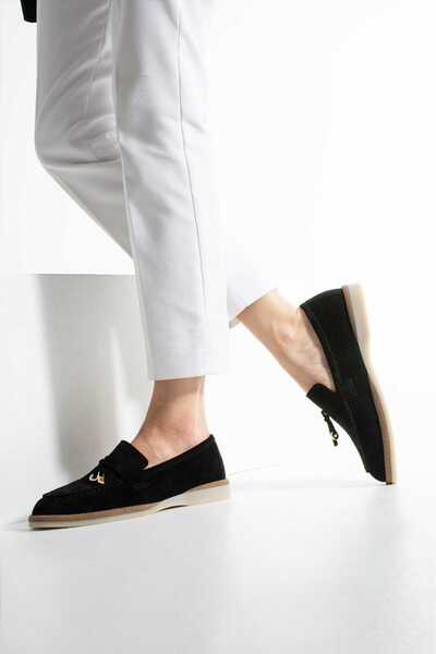 aayak&kabımofficial أحذية نسائية أنيقة ومريحة من الجلد الطبيعي - تصميم من جلد...