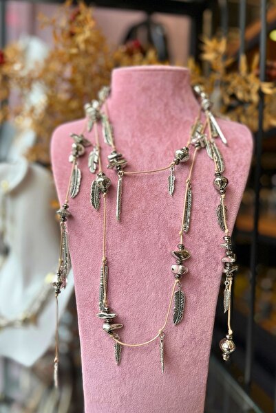 Meva Takı ve Aksesuar قلادة بوهيمية بتفاصيل ريشة فضية |   مجموعة ميف أرموني