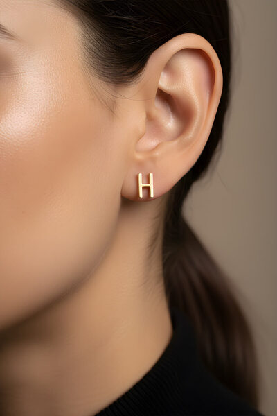 So CHIC... H Harfi 18 Ayar Sarı Altın Kaplama Gümüş Tek Küpe