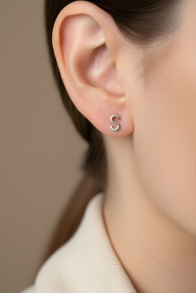 So CHIC... S Harfi 18 Ayar Beyaz Altın Kaplama Gümüş Tek Küpe