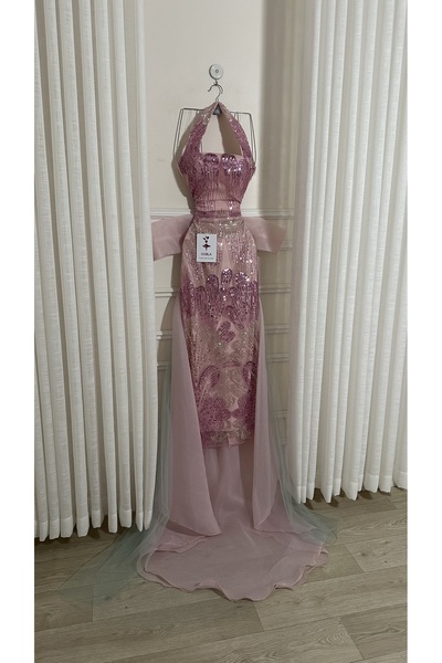 Onila فستان شموخ زهري مطرز