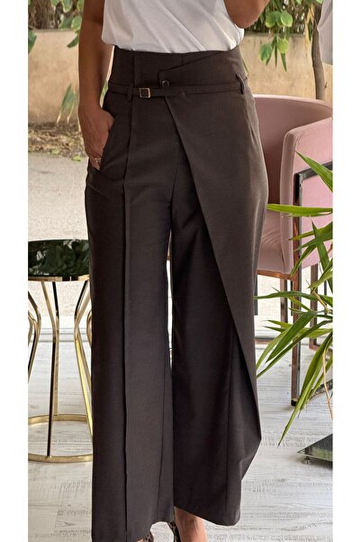 HANER BUTİK بنطلون واسع الساق بتفاصيل غير متماثلة باللون البني