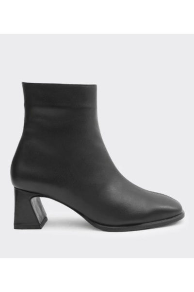 NİSH EXCLUSİVE Hakiki Deri Orta Kalın Topuk Kare Burun Topuklu Bot