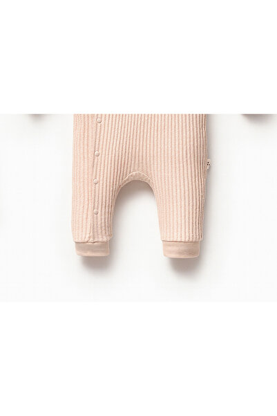 by bubbles 2-Piece Baby Girl Romper with Hat and Lace Detail