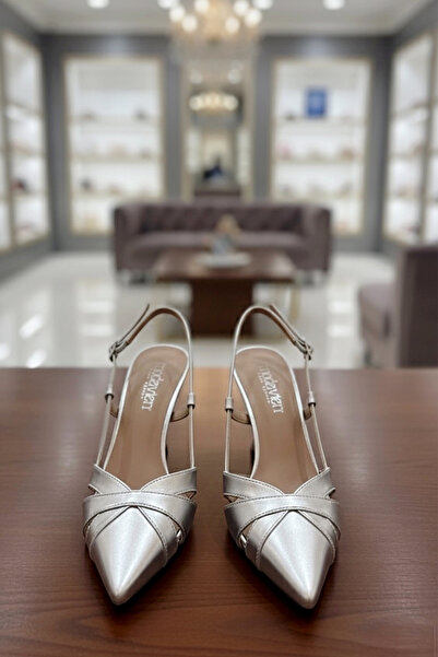 Modavien Women's Silver Stylish Evening Shoes (Full Fit)