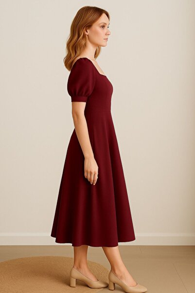 stylingpark Kolu Büzgü Detaylı Kısa Kol Kare Yaka Midi Elbise