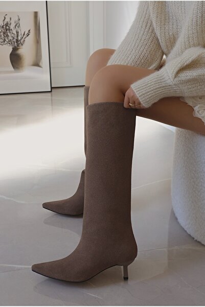 POLKA STORE Aura Kitten Чоботи на підборах до коліна з гострим носком і швами Basic Mat Шкіра Жіночі чоботи