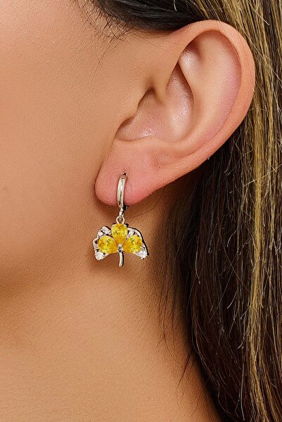 FAYRA ACCESSORIES أقراط بيضاء بأحجار الزركون
