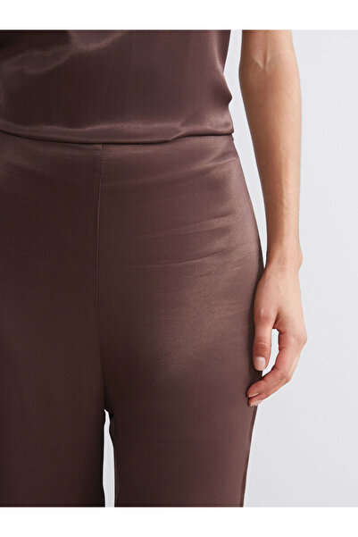 LC Waikiki Özmarka Yeni Sezon Loose Fit Saten Kadın Pantolon