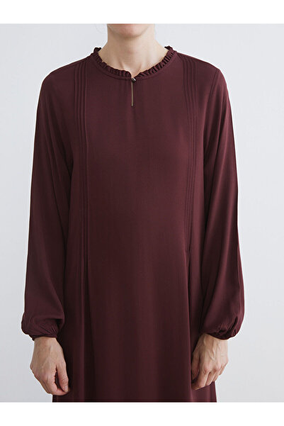 LC Waikiki Φόρεμα με βολάν και λεπτομέρεια πλισέ