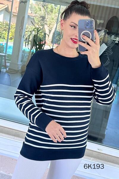 İnce Topuk بلوزة تريكو مخططة برقبة دائرية 6k193