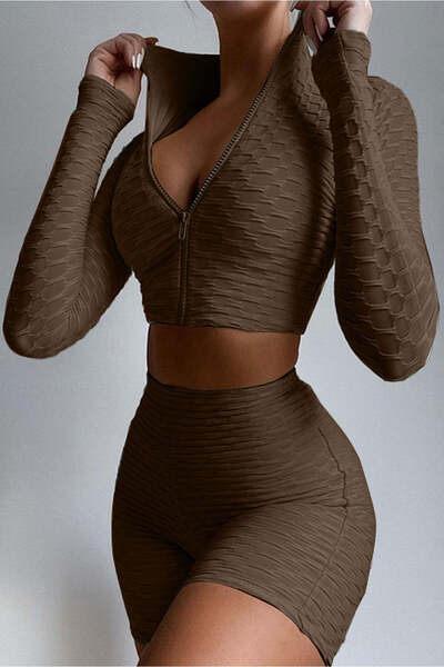 WildFashion 2-piece fitness set of top and shorts T539-8