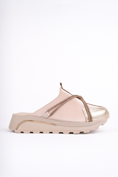 Madam Tarz Ljn-225 Stone Detailed Casual Slippers