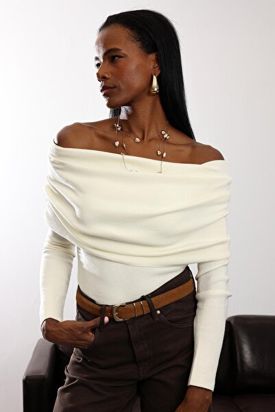 5in1Canpolat Cream Madonna Collar Sweater 4632