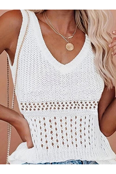 Buklemoda Sleeveless V-Neck Hollow Out Detail Knitwear Blouse