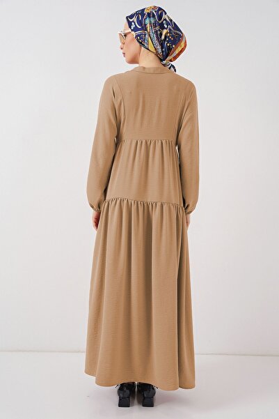 Hiccup BDART рокля с V-образно деколте, копчета и свободна кройка