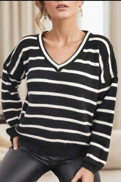 ESSFASIHON Блуза с V-образно деколте и райета