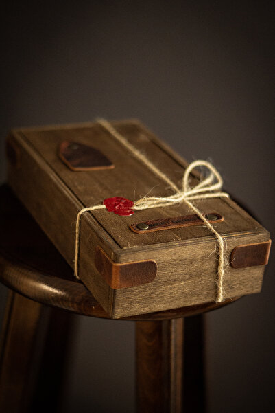 Hi Leather KİŞİYE ÖZEL HEDİYELİK MÜHÜRLÜ AHŞAP KUTU Hediyelik Ahşap Kutu (Büy...