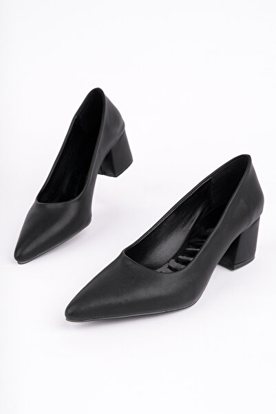 Madam Tarz Thomas Thick Heeled Flat Stiletto