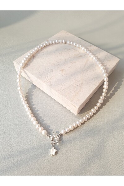 Abundo Cultured pearl necklace with mother-of-pearl and 925 silver star pendant, 39 cm