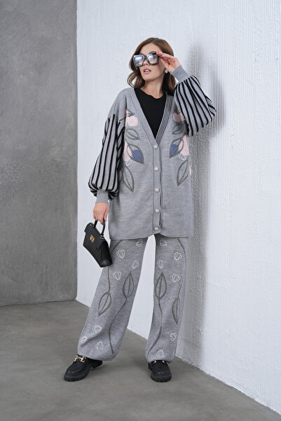 Miss Allos Жіночий комплект з широкого трикотажу з вишивкою бісером: кардиган і штани