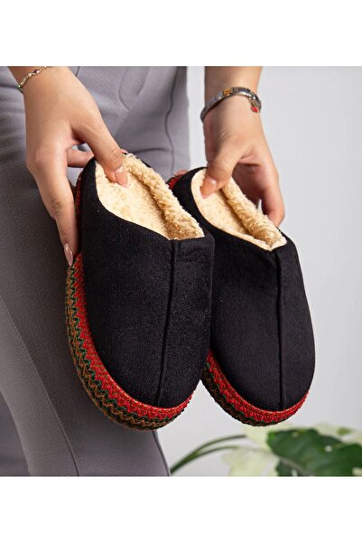 WOSSE YANDAN NAKIŞLI KALIN TABANLI KADIN EV TERLİĞİ