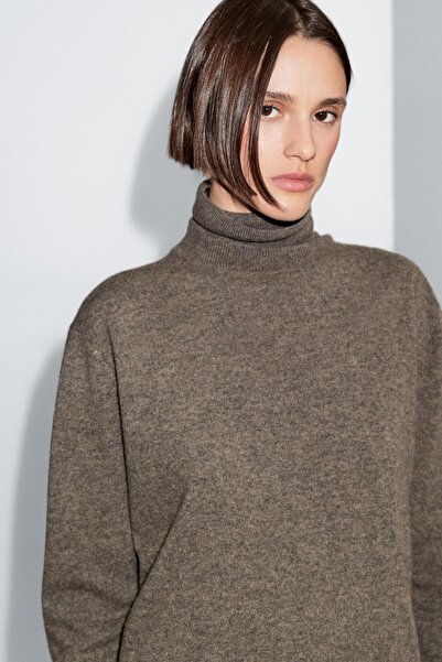 Massimo Dutti Yün karışımlı dik yaka kazak