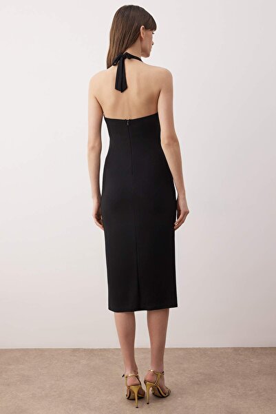 Trendyol Collection Black Collar Accessory Detailed Knitted Midi Lined Dress Tpraw26El00093