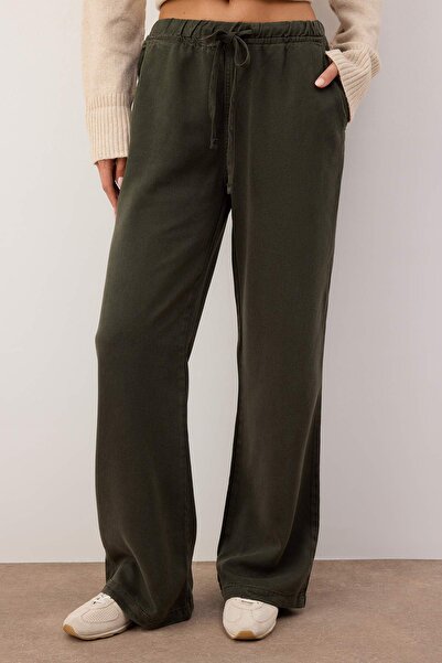 Trendyol Collection Dark Khaki More Sustainable 100% Tencel ™ High Waist Jeans with Elastic Waist Twoss24Je00203