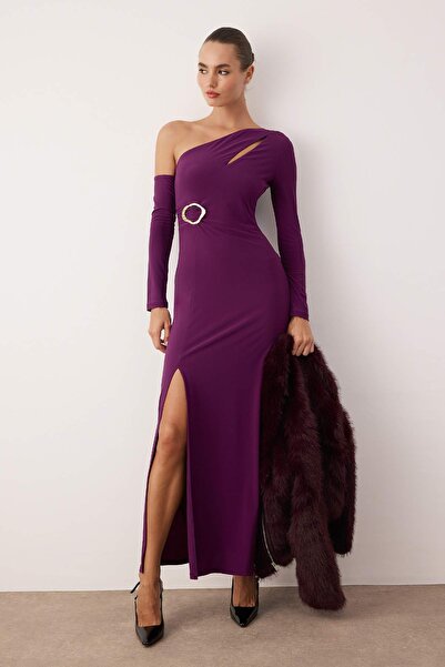 Trendyol Collection Plum Cut Out and Accessory Detailed Knitted Maxi Evening Dress & Homecoming Dress Tpraw26Ae00012
