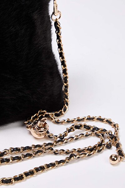 TRENDYOL SHOES Black Faux Fur Crossbody Women's Shoulder and Phone Bag Takaw26Oc00083
